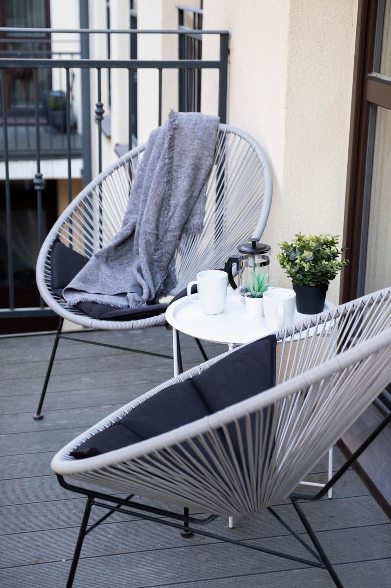 Cohost I Oldtown 60M2 Apt W-Garage Parking, Balcony & Self Check-In VNO Exterior photo