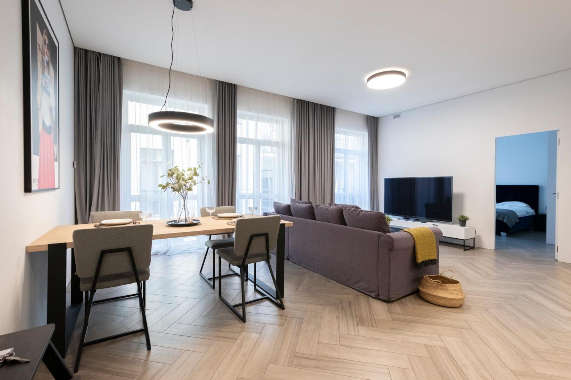 Cohost I Oldtown 60M2 Apt W-Garage Parking, Balcony & Self Check-In VNO Exterior photo
